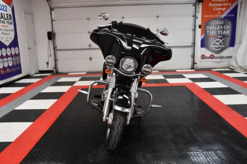 More photos of 2021 Harley Davidson FLHC Heritage Classic at MAG CDJR, MO