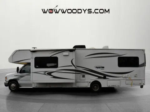 More photos of 2014 Nexus Phantom 32P at MAG CDJR, MO