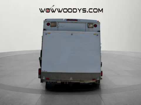 More photos of 2002 Freightliner MT 55 Chassis M Line Walk-In Van at MAG CDJR, MO