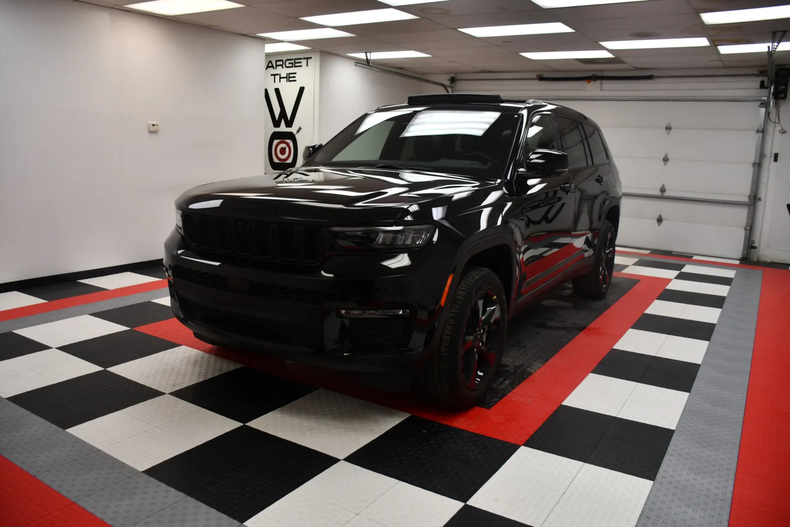 Black 2025 Jeep Grand Cherokee L Limited for sale in Chillicothe, MO