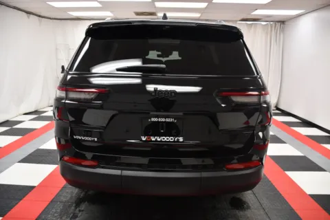 More photos of 2025 Jeep Grand Cherokee L Limited at MAG CDJR, MO
