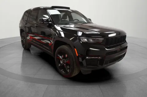 More photos of 2025 Jeep Grand Cherokee L Limited at MAG CDJR, MO