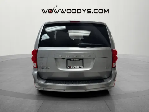 More photos of 2013 Dodge Grand Caravan SXT at MAG CDJR, MO