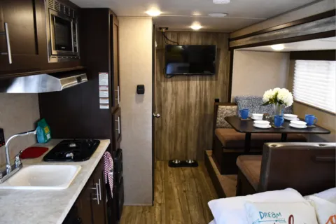 Photos of 2017 Forest River Cherokee Wolf Pup 18TO for sale in Chillicothe, MO at MAG CDJR