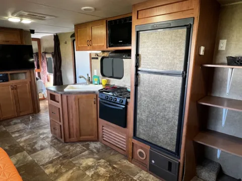 More photos of 2014 Forest River Grey Wolf 28BH at MAG CDJR, MO