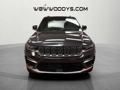 Photos of 2022 Jeep Grand Cherokee 4xe Summit Reserve for sale in Chillicothe, MO at MAG CDJR