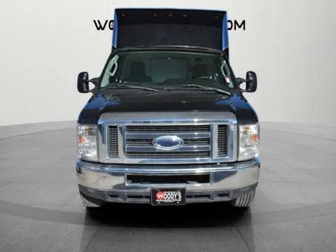 Another view of 2013 Ford E-350 Box Truck E-350 SD for sale in Chillicothe, MO at MAG CDJR