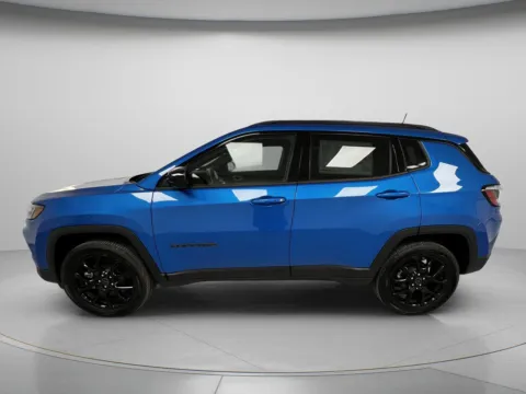 More photos of 2026 Jeep Compass Latitude at MAG CDJR, MO