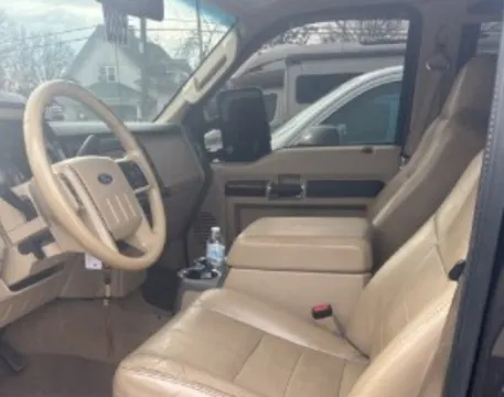 Photos of 2008 Ford Super Duty F-450 DRW Lariat for sale in Chillicothe, MO at MAG CDJR