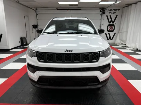 Photos of 2026 Jeep Compass Latitude for sale in Chillicothe, MO at MAG CDJR