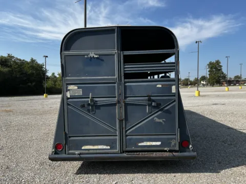 More photos of 1999 Ponderosa Horse Trailer at MAG CDJR, MO
