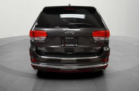 More photos of 2015 Jeep Grand Cherokee Summit at MAG CDJR, MO