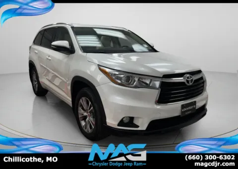White 2015 Toyota Highlander XLE for sale in Chillicothe, MO