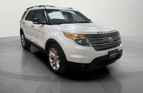 More photos of 2014 Ford Explorer XLT at MAG CDJR, MO