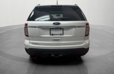 More photos of 2014 Ford Explorer XLT at MAG CDJR, MO