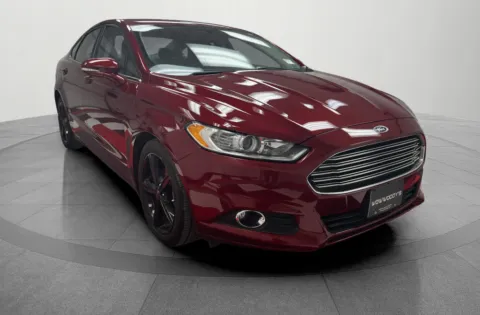 More photos of 2016 Ford Fusion SE at MAG CDJR, MO