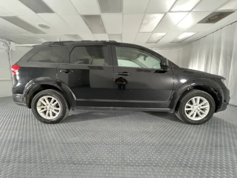 More photos of 2017 Dodge Journey SXT at MAG CDJR, MO