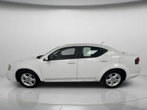 More photos of 2013 Dodge Avenger SXT at MAG CDJR, MO