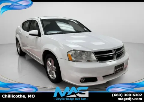 White 2013 Dodge Avenger SXT for sale in Chillicothe, MO