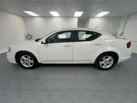More photos of 2013 Dodge Avenger SXT at MAG CDJR, MO