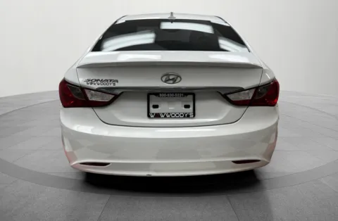 More photos of 2013 Hyundai Sonata GLS at MAG CDJR, MO