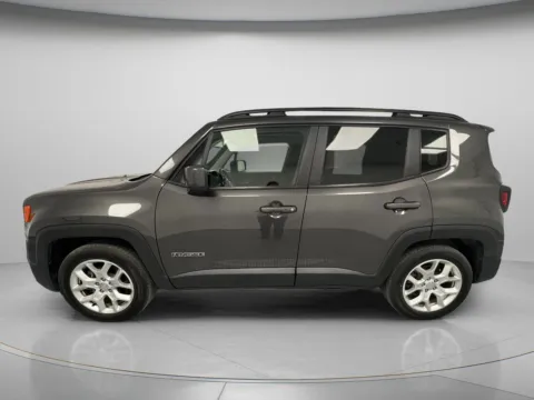 More photos of 2018 Jeep Renegade Latitude at MAG CDJR, MO