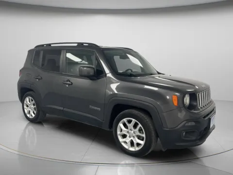 Gray 2018 Jeep Renegade Latitude for sale in Chillicothe, MO