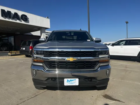Photos of 2017 Chevrolet Silverado 1500 LT for sale in Chillicothe, MO at MAG CDJR