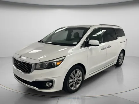 More photos of 2018 Kia Sedona SX-L at MAG CDJR, MO
