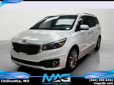 White 2018 Kia Sedona SX-L for sale in Chillicothe, MO