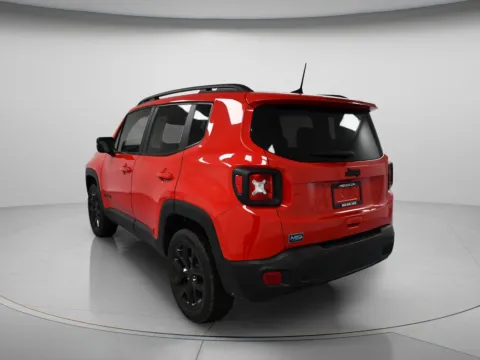 More photos of 2022 Jeep Renegade Altitude at MAG CDJR, MO
