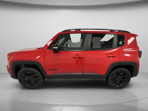 More photos of 2022 Jeep Renegade Altitude at MAG CDJR, MO