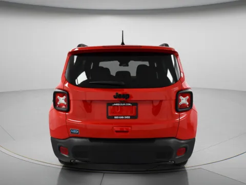 More photos of 2022 Jeep Renegade Altitude at MAG CDJR, MO