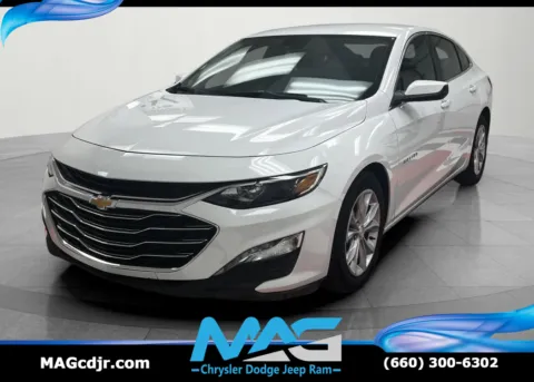 White 2025 Chevrolet Malibu LT for sale in Chillicothe, MO