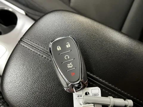 Photos of 2025 Chevrolet Malibu LT for sale in Chillicothe, MO at MAG CDJR