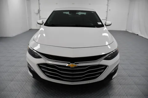 Photos of 2025 Chevrolet Malibu LT for sale in Chillicothe, MO at MAG CDJR