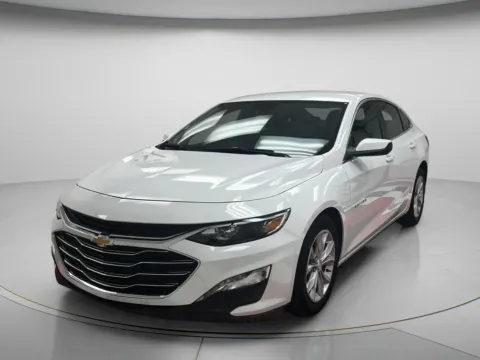 More photos of 2025 Chevrolet Malibu LT at MAG CDJR, MO