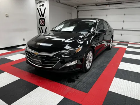 Black 2025 Chevrolet Malibu LT for sale in Chillicothe, MO
