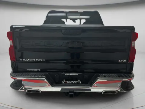 More photos of 2022 Chevrolet Silverado 1500 LTD LTZ at MAG CDJR, MO