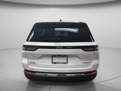 More photos of 2024 Jeep Grand Cherokee Laredo at MAG CDJR, MO