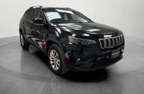 More photos of 2020 Jeep Cherokee Latitude Plus at MAG CDJR, MO