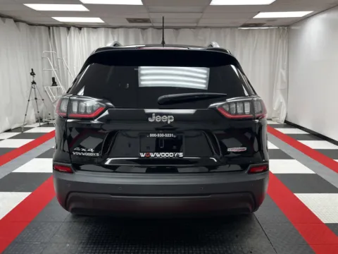 More photos of 2020 Jeep Cherokee Latitude Plus at MAG CDJR, MO