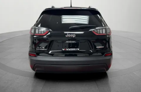 More photos of 2020 Jeep Cherokee Latitude Plus at MAG CDJR, MO