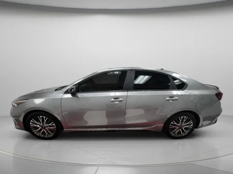 More photos of 2024 Kia Forte GT-Line at MAG CDJR, MO