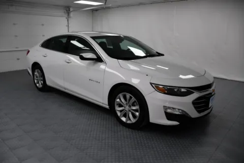 White 2025 Chevrolet Malibu LT for sale in Chillicothe, MO