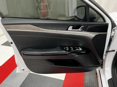 More photos of 2021 Kia K5 EX at MAG CDJR, MO