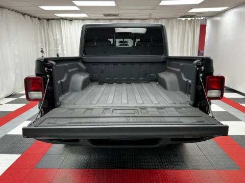 More photos of 2022 Jeep Gladiator Willys Sport at MAG CDJR, MO