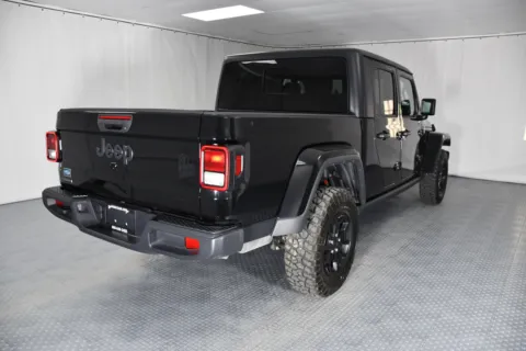 More photos of 2022 Jeep Gladiator Willys Sport at MAG CDJR, MO