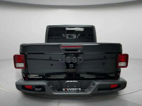 More photos of 2022 Jeep Gladiator Willys Sport at MAG CDJR, MO