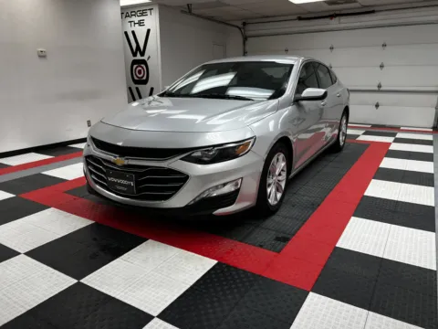 Silver 2022 Chevrolet Malibu LT for sale in Chillicothe, MO